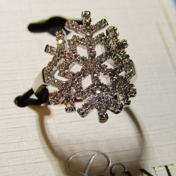 RS Covenant | Snowflake Ring | Cubic Zirconia | Size 6 - Picture 2 of 3